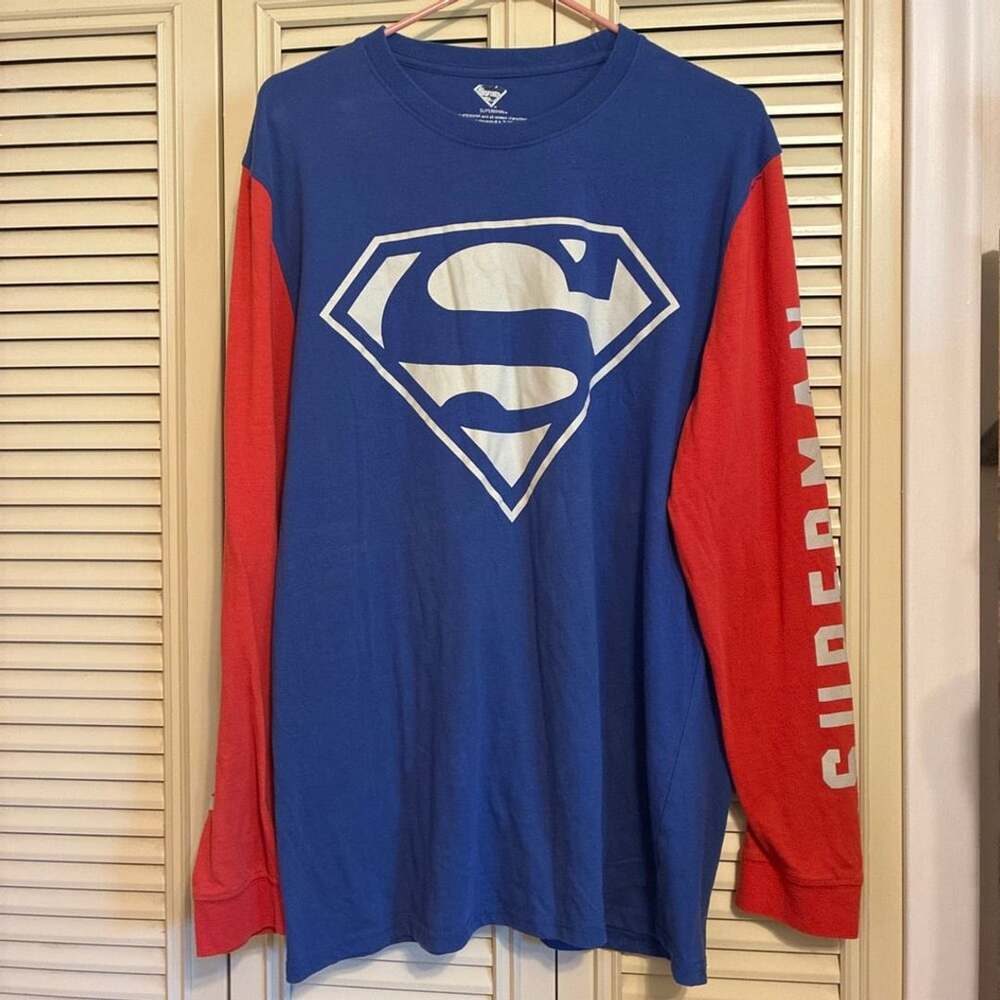 Superman Metropolis DC Comics Long Sleeve Shirt Boys Small
